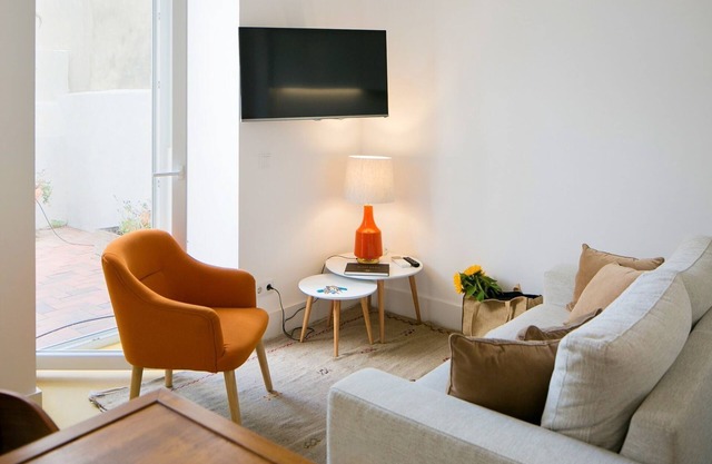 Quiet & Cozy Apartment w/Garden by LovelyStay