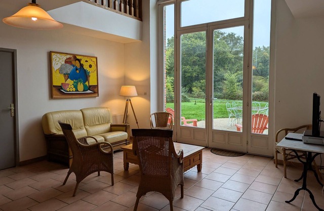 Quiet forest cottage near Gien, 3 bedrooms and 2 baths