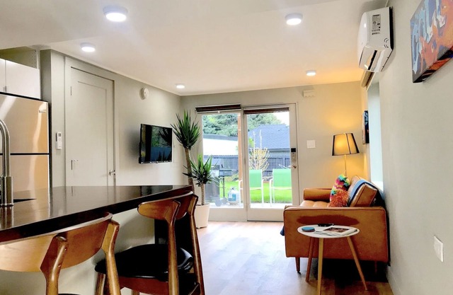 Quiet Suite for Non-Smokers