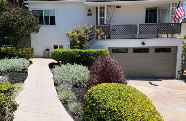 Quiet3BD2BABikesDeckGarageLaundry