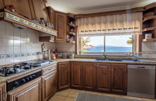 Quinta do Souto - Pool House With Tennis Court