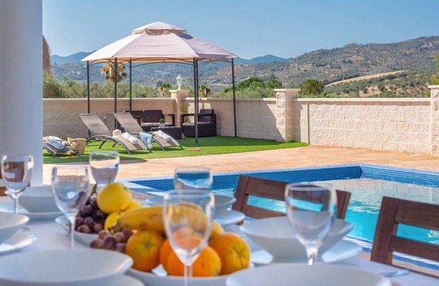 Río Grande de Tolox 2 by Ruralidays