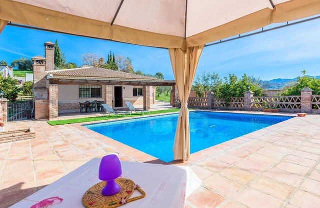 Río Grande de Tolox by Ruralidays