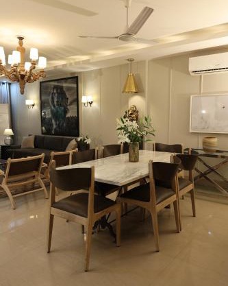 R6 Luxury Peacefull & Comfortable