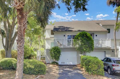 Racquet Club 28 by Wild Dunes, in Resort Core