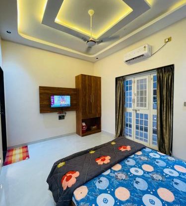 Raj Resort - Luxury Lodge & Stay