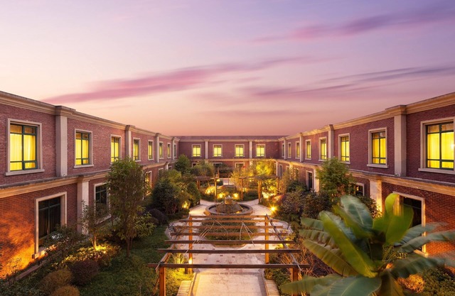 Ramada Plaza by Wyndham Anshun