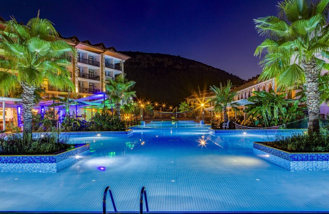 Ramada Resort by Wyndham Akbuk