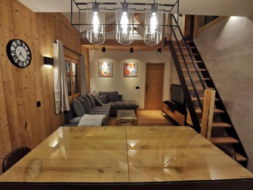 Randonnée et nature au pied d'un appartement entièrement rénové