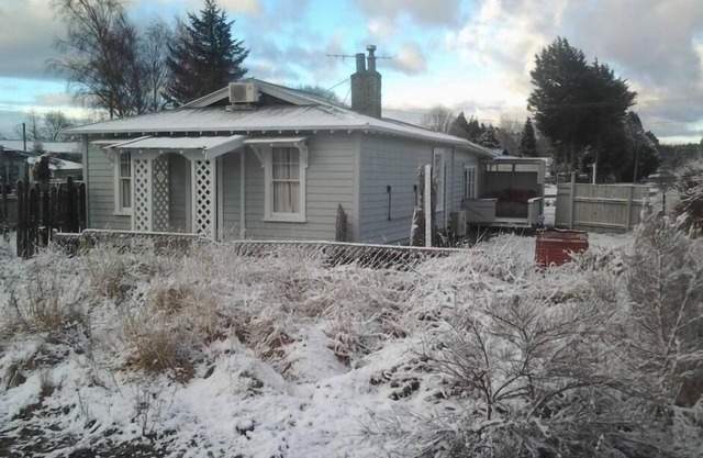 RANGATAUA HILTON Railway Cottage