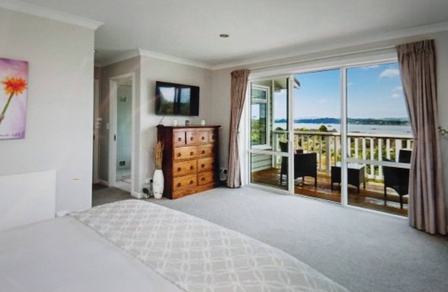 Rangitane Retreat - 2 minutes from water access