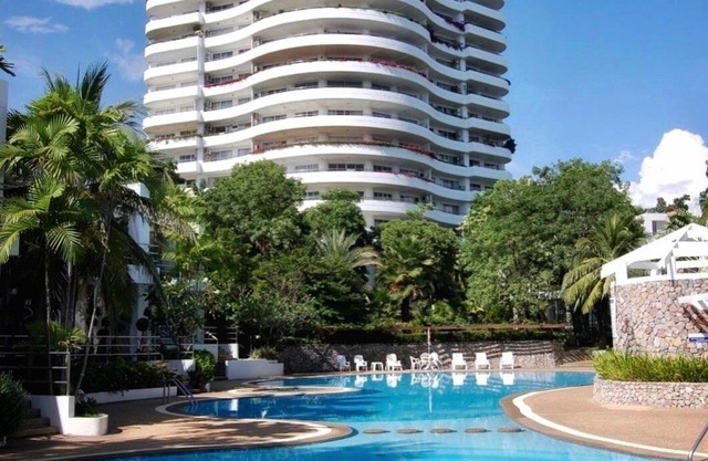 Rayong Relaxing Hide Out, 230 sqm spacious condo