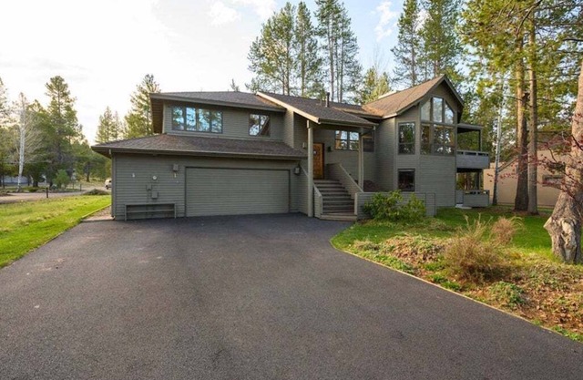 Recently Remodeled/10 SHARC Passes/HotTub/AC/Ping-Pong/Covered Deck/85 inch TV