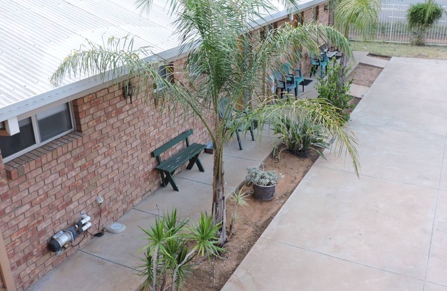 Red Cliffs Colonial Motor Lodge