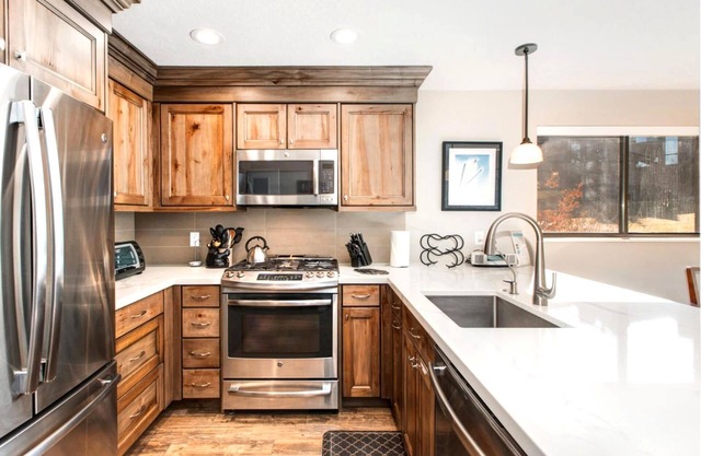 Red Pine 4 Bedrooms RPT-14T by KBM