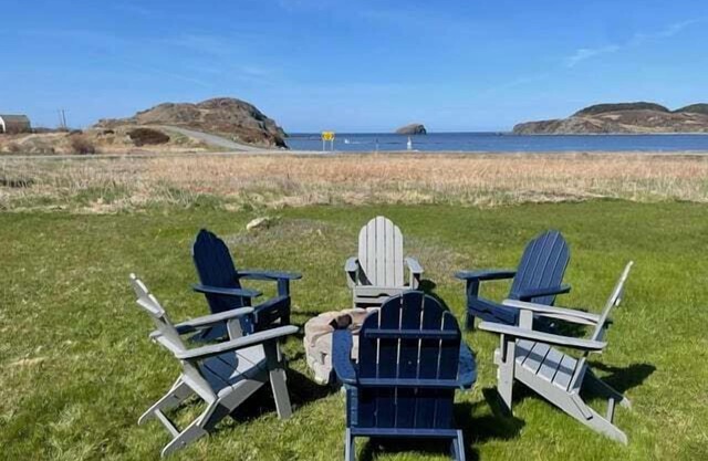 Red Sunset Cottage in Twillingate