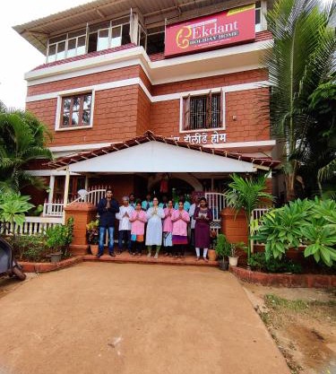 Redstone House by Oxystays Hospitality