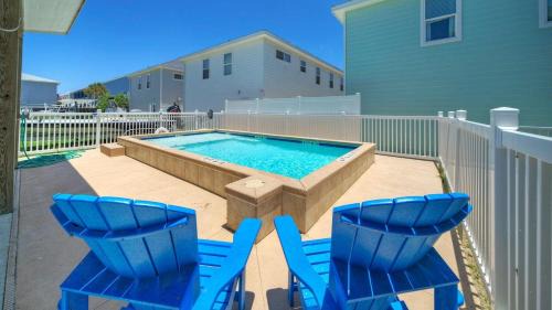 Reel Life Dreams by AvantStay Pool Near Beach