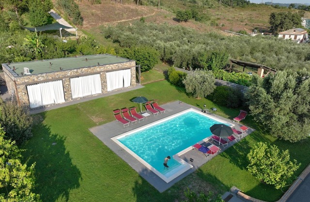 Refined and welcoming Villa with private pool surrounded by nature