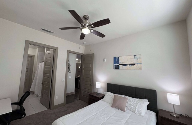 Relax at Cityline I Premium 2BR in Dallas