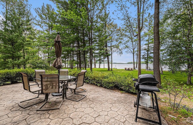 🚣 Relax & Explore | Waterfront Crawford Lake Cottage - 4878