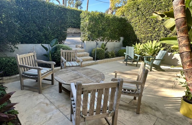 Relax in the heart of Montecito