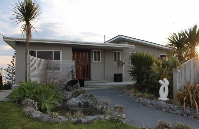 Relax in the Wanganui Dunes
