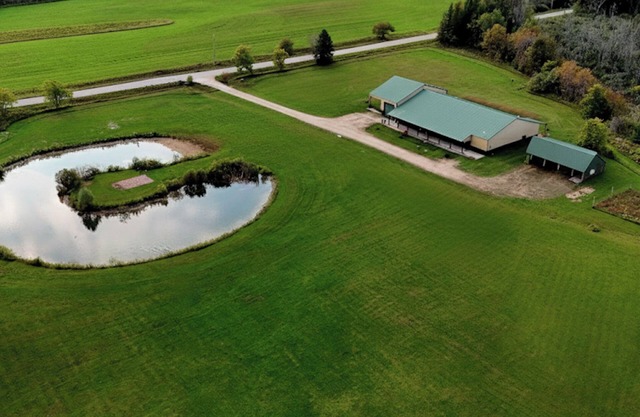 Relax, Play & Explore – Lodge with Pond, Trail, Hot Tub & Room for 14
