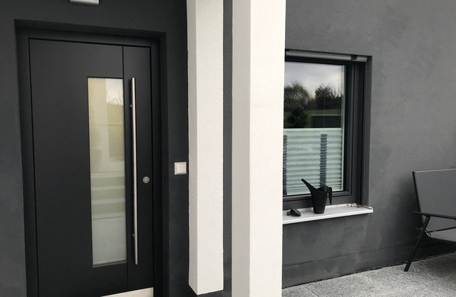 relax with the S-Bahn in just 25 minutes to the main station