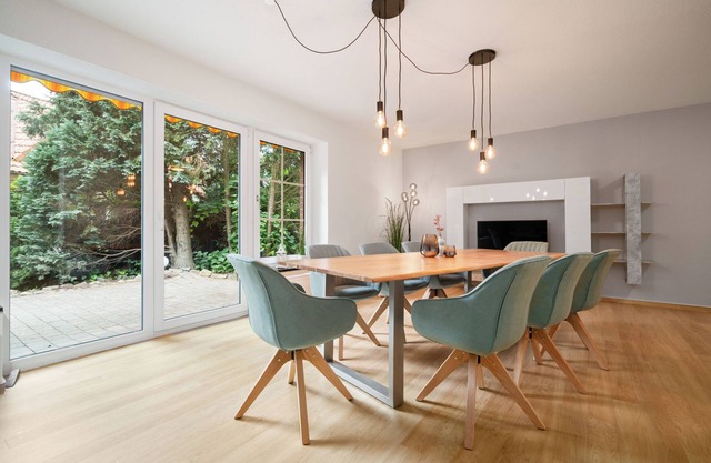 Relaxing family vacation at Landhus - your home by the lake!