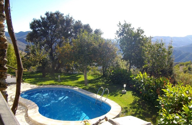 Relaxing house with stunning view and private pool