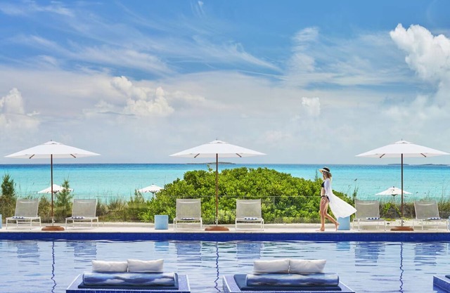 Relaxing Ocean View, 3 Bedroom, Access to Pristine Beach &Outdoor Pool | 2 Rooms