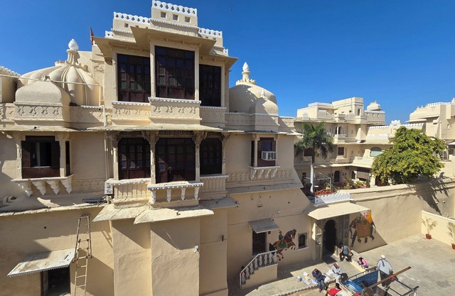 Remodeled historical 446-year-old nPalace built in 1578 AD, Suite rooms
