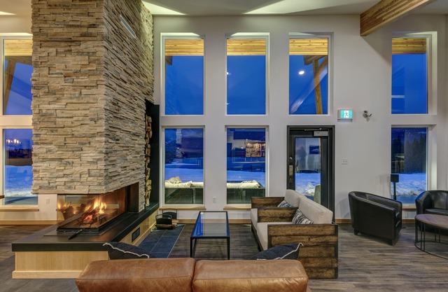 Remote Luxury Waterfront Mountain Estate