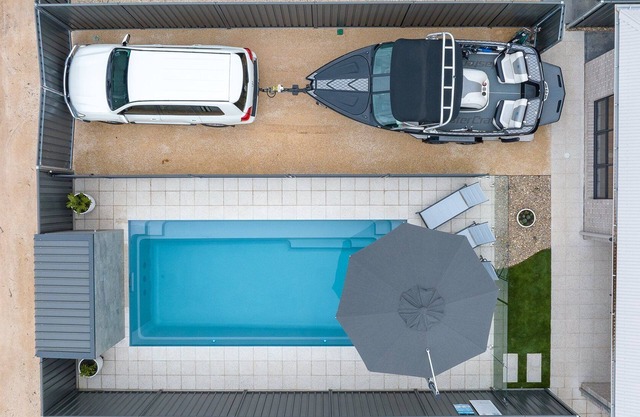 Renmark River Villas No 52 (with pool) - "The Bellagrove Villa"