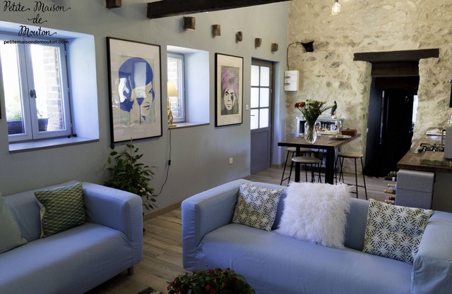 Renovated barn, great for countryside walks, and bike rides