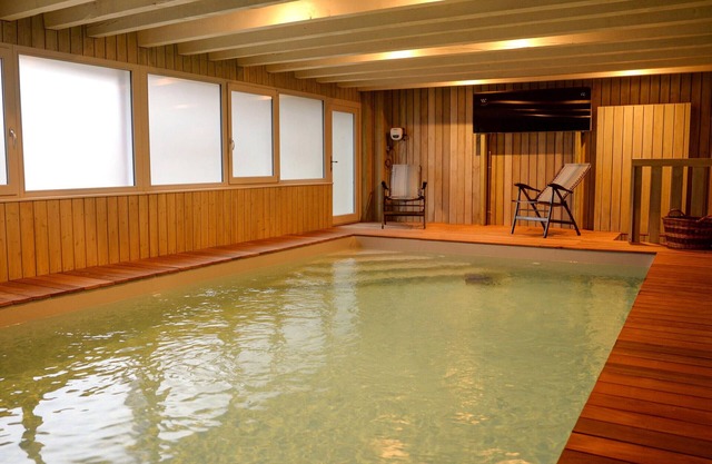 Renovated house with spa and garden near Besançon