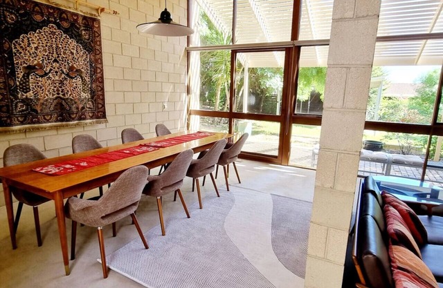 Reservoir's Edge - Spacious Architectural Delight