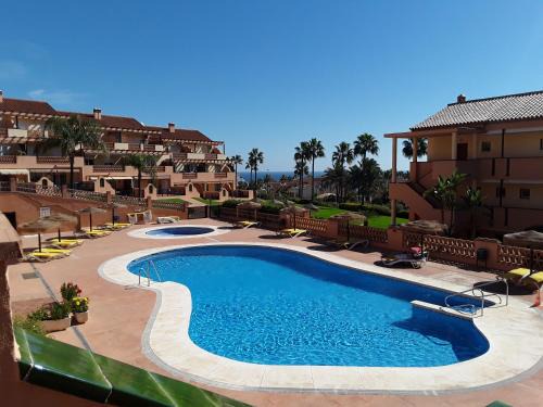 Resort Alta Loma, beach and pools