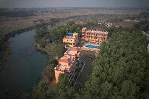 Resort Neel Nirjan ! Best Family Couple friendly family Resort!