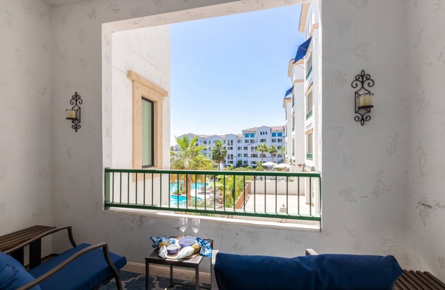 Resort Poolside! Private Patio! Peaceful The Cays Ocotillo with Amenities Galore!