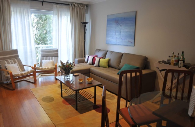 Rest of Sar. Spacious, sunny and quiet apartment.