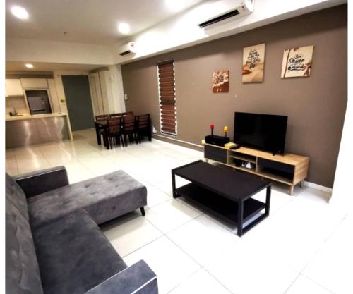 reSTARY - K-Box, Sutera Avenue Infinity Pool - Imago Opposite - KK City- 2BR,6Pax 来沙旅 K房主题公寓 - 无边际日落海景泳池 - Imago商场对面 - KK市中心 - 2房6人