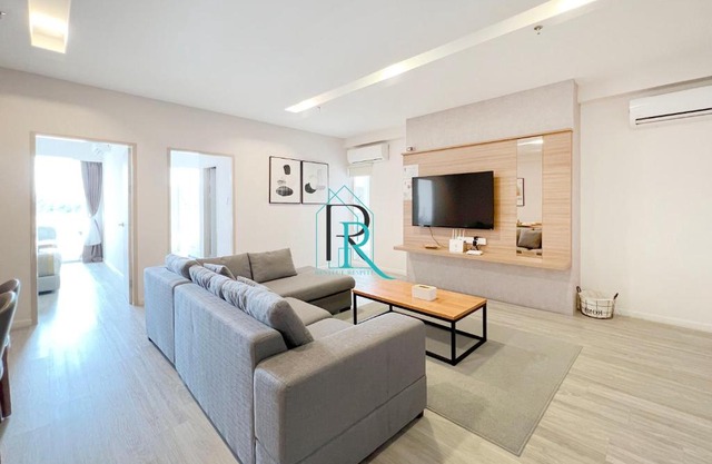 Restful Respite Tanjung Aru Inifnity Pool 2BR