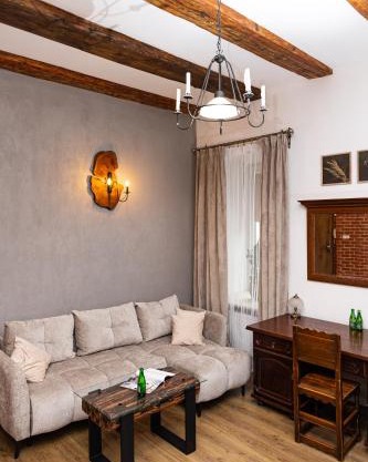 RETRO NEO - Mickiewicza, VAT, 24h