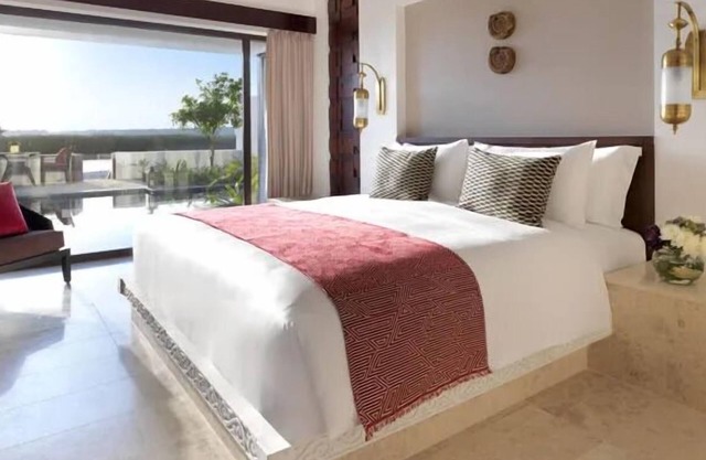 Revel In Aesthetic Charm! 1BR Pool Villa with Lagoon View, Onsite Pool & Spa!