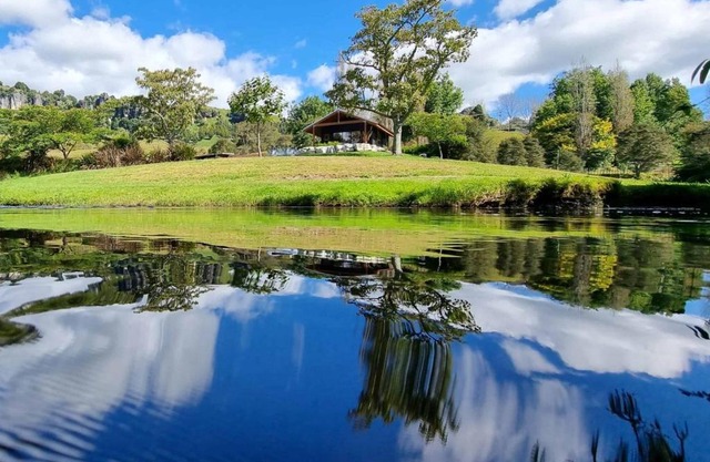 Ripples Retreat - Riverside Luxury