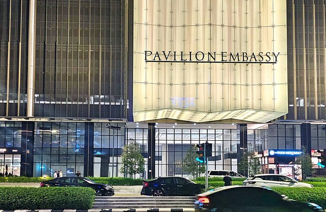 Ritz of VRBO, Your luxe home in KL city center KLCC