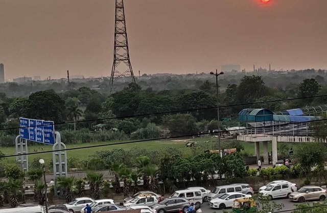 River View Delhi home stay