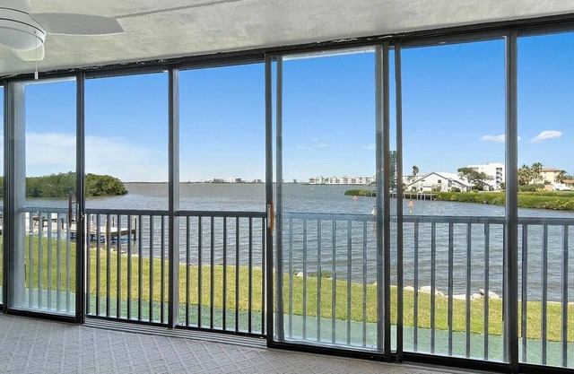 RIVERFRONT CONDO LIVING! Marvelous 2-bedroom condo in Cocoa Beach